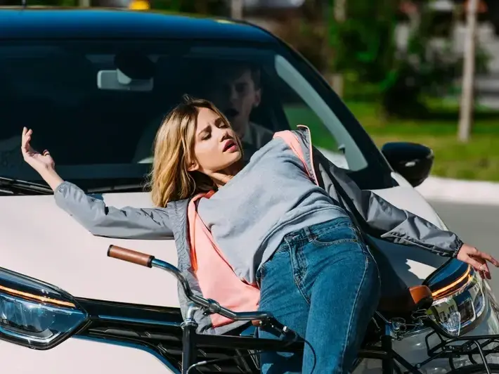 Car collision scene near Arizona Avenue in Chandler with legal help for Uber and Lyft injury claim